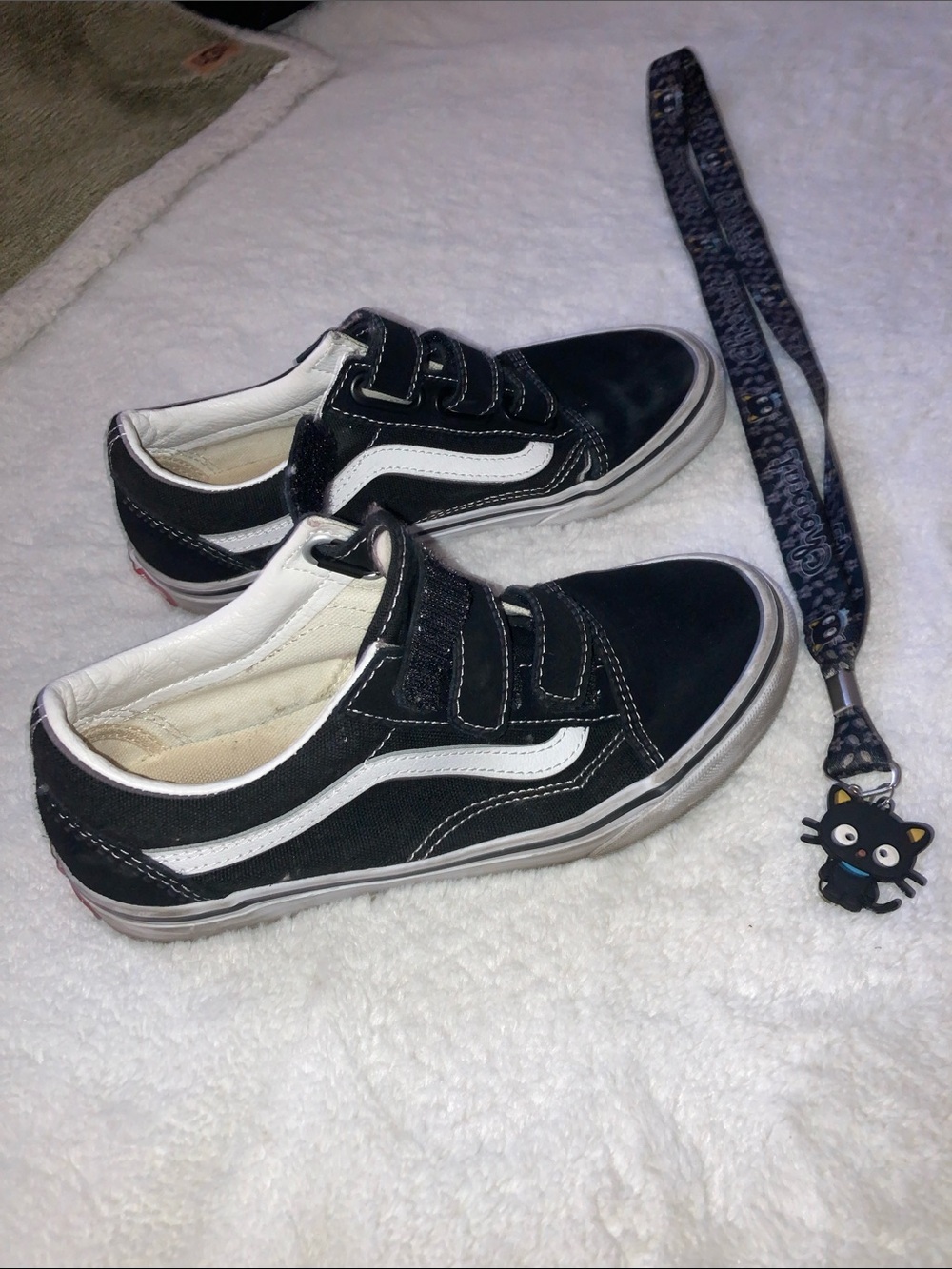 Vans Black and White Velcro Low-Top Sneakers